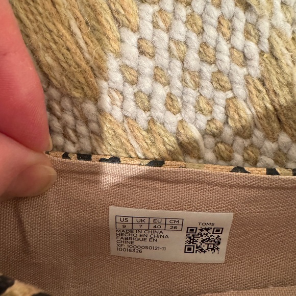 Leopard print TOMS slip ons - Picture 5 of 5